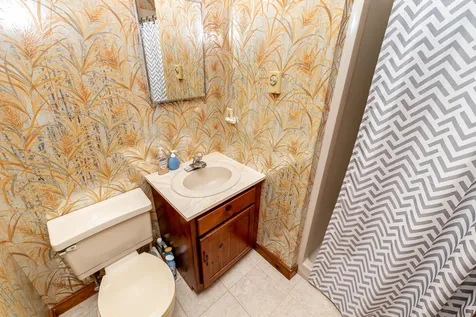 27 Cunningham Drive Derry NH 03038