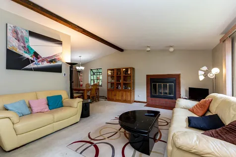 27 Cunningham Drive Derry NH 03038