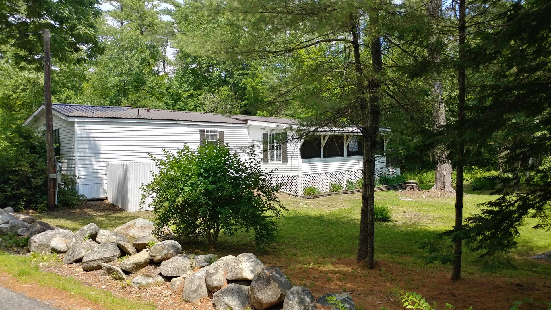 15 Lee Road Moultonborough NH 03254