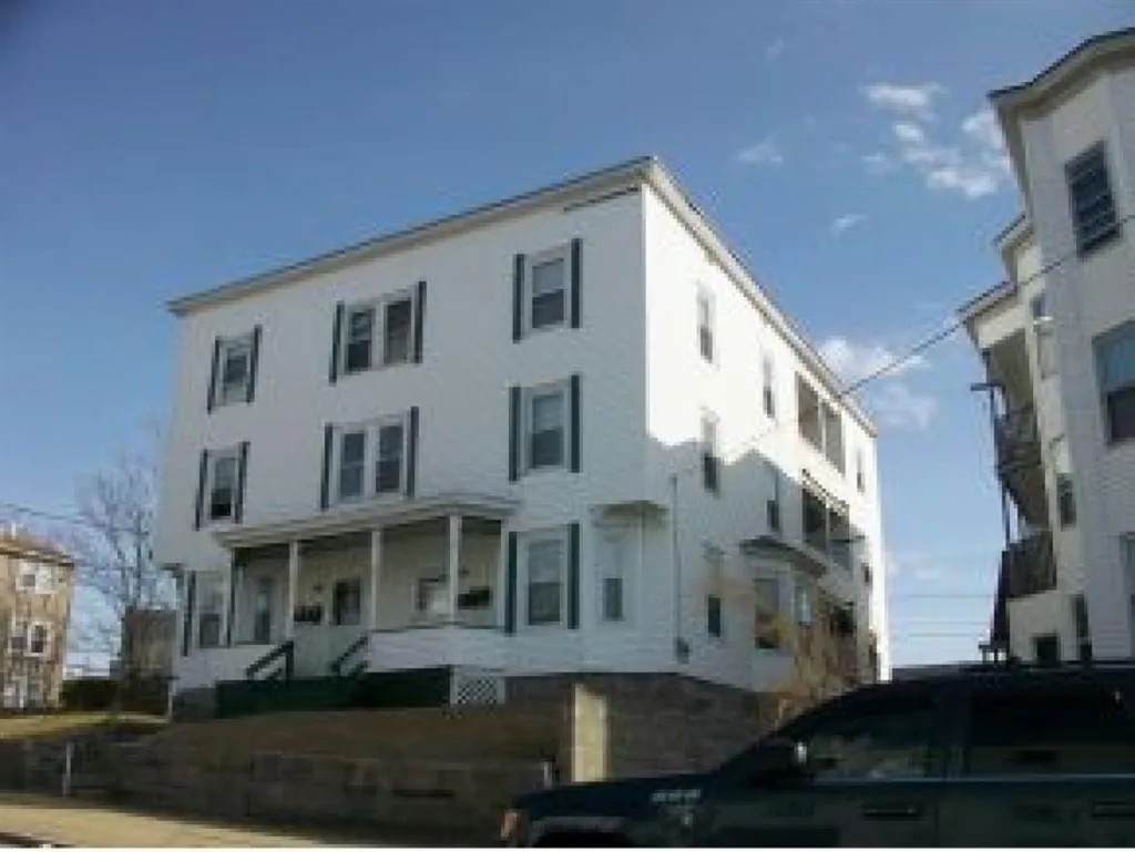 561 Silver Street Manchester NH 03103