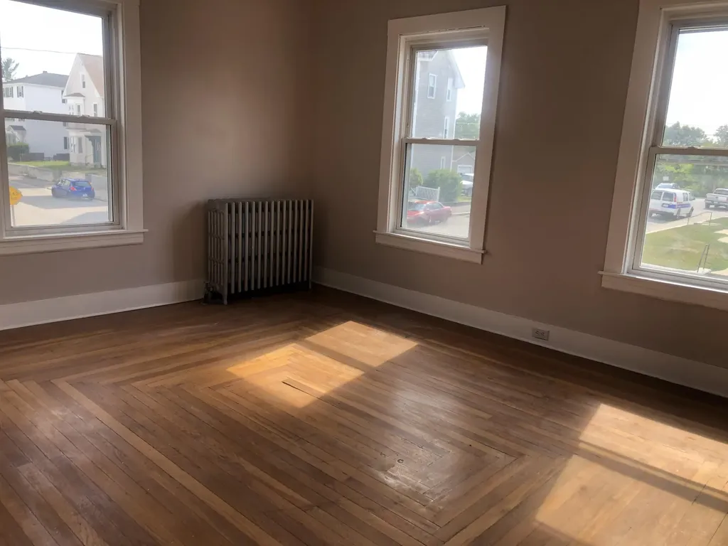 183 Cartier Street Manchester NH 03102