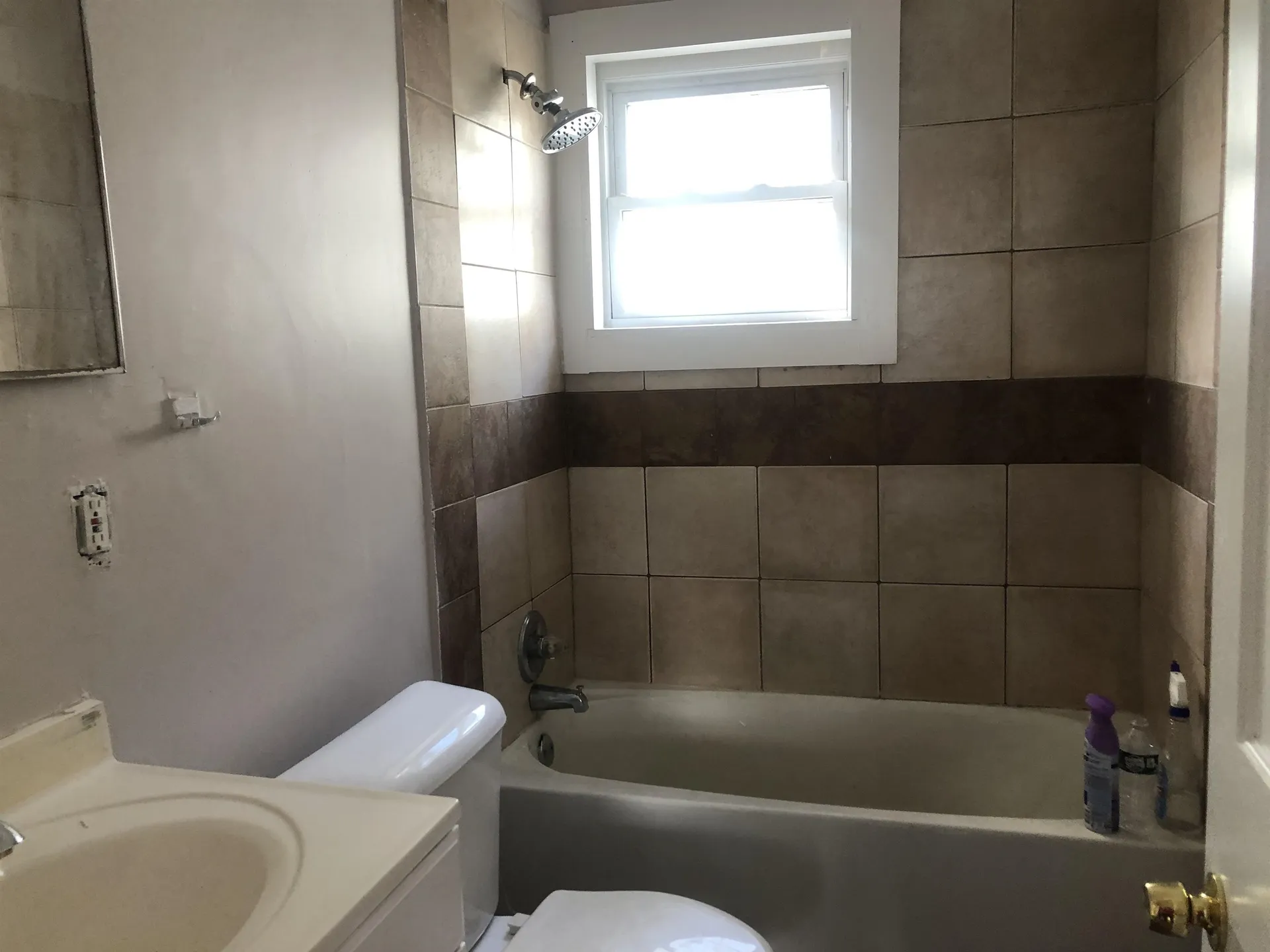 183 Cartier Street Manchester NH 03102