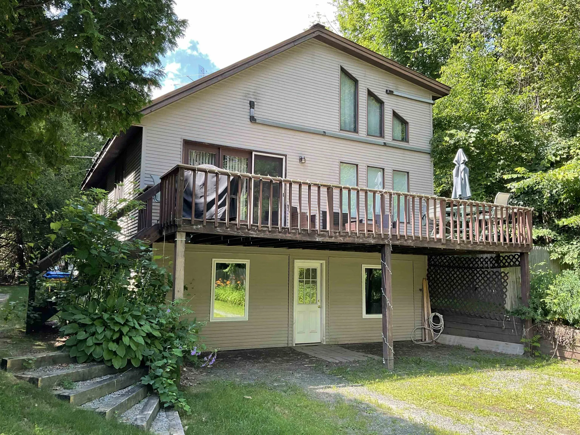 252 Vt Route 14 Sharon VT 05065