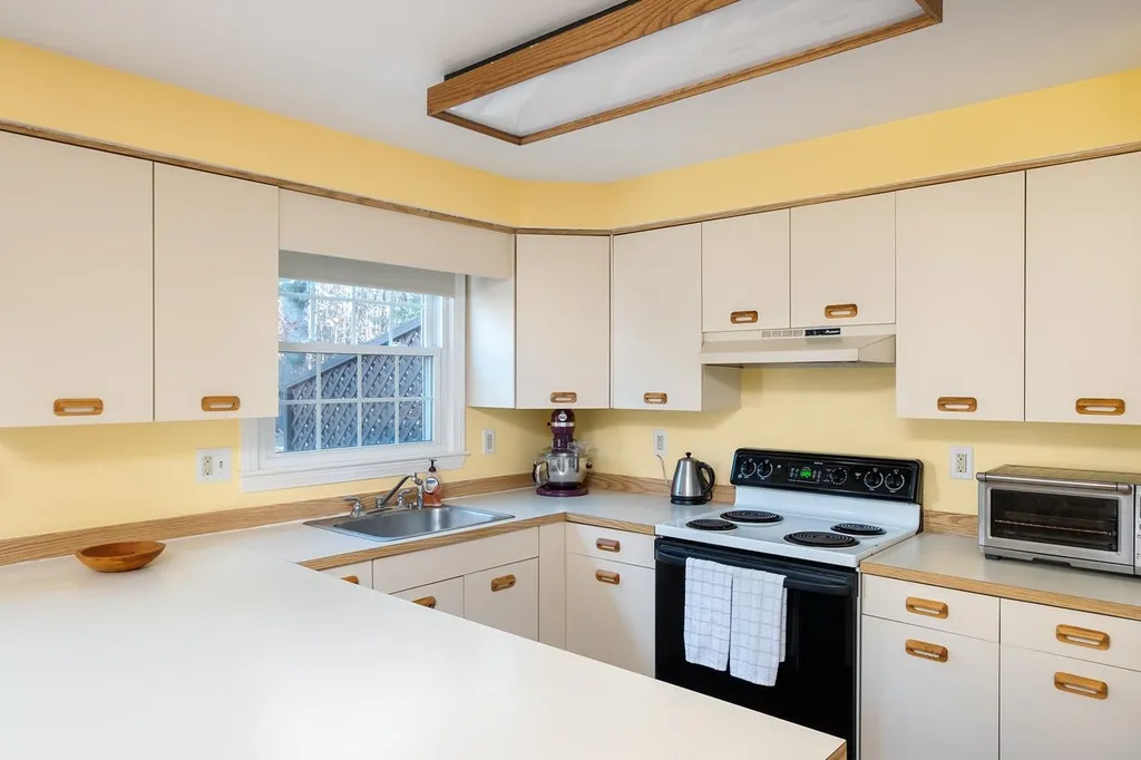 165 Blackwater Road Somersworth NH 03878