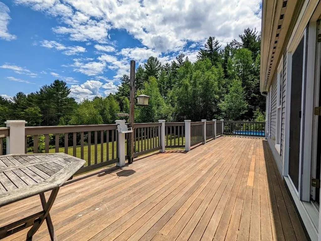 373 Stumpfield Road Hopkinton NH 03229