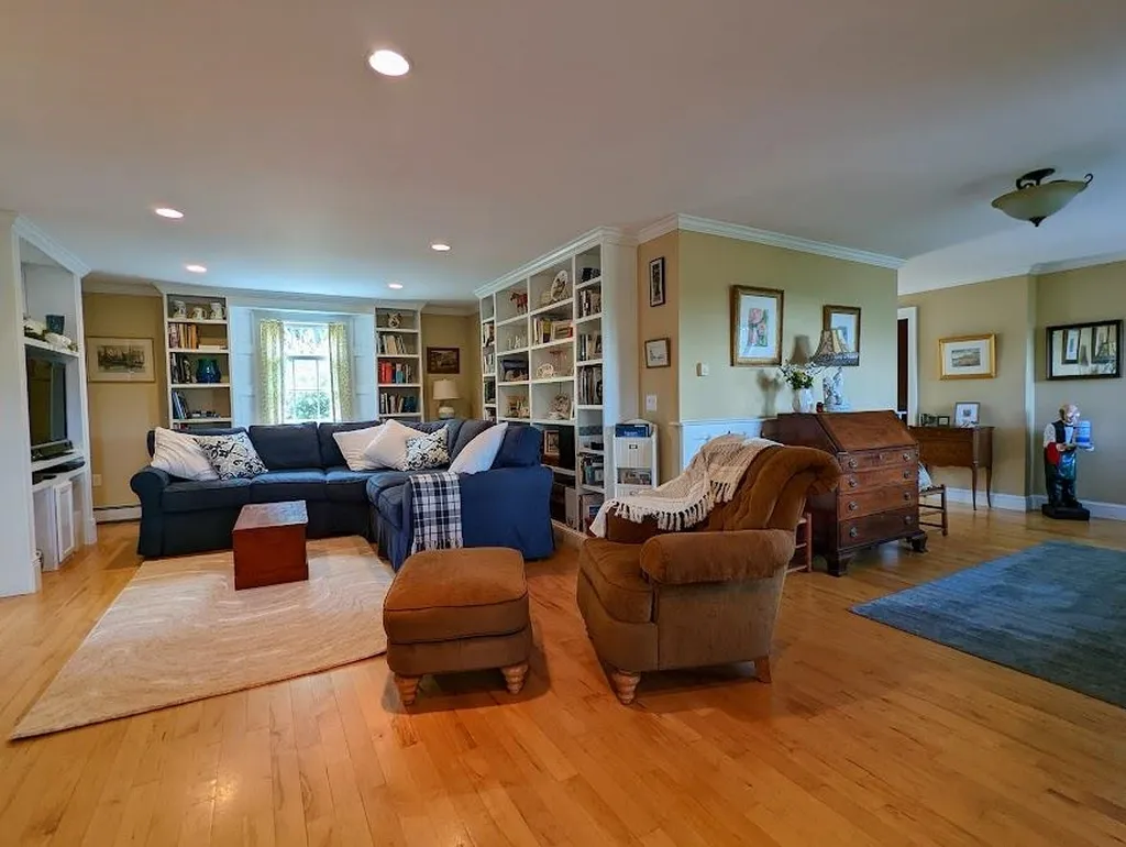 373 Stumpfield Road Hopkinton NH 03229