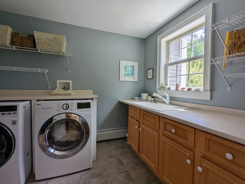 373 Stumpfield Road Hopkinton NH 03229