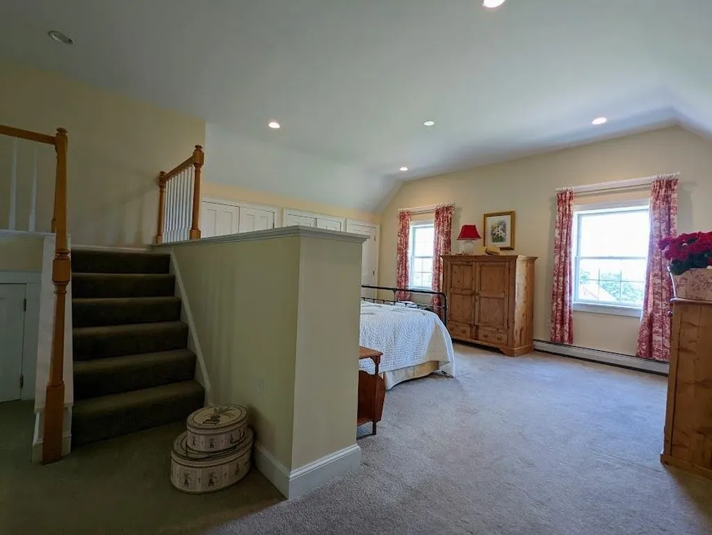373 Stumpfield Road Hopkinton NH 03229