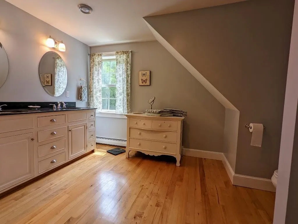 373 Stumpfield Road Hopkinton NH 03229