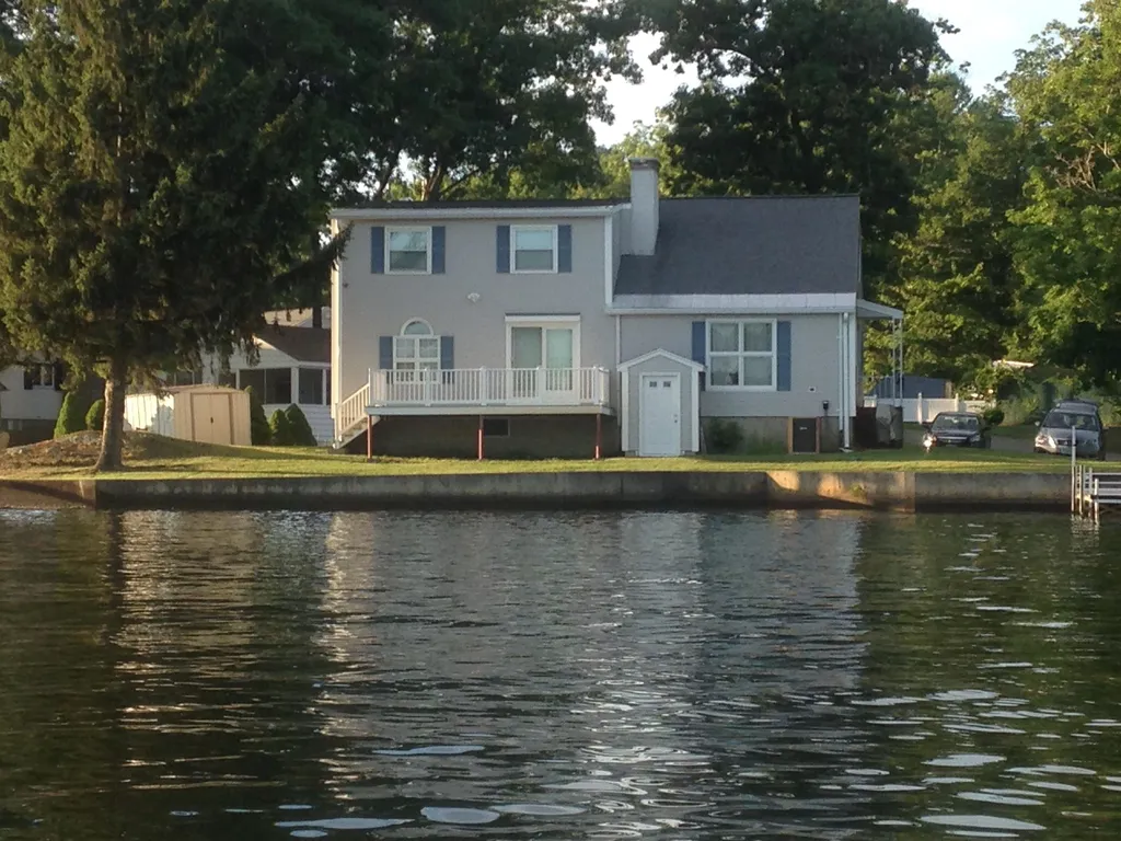 3 Sandy Beach Road Salem NH 03079