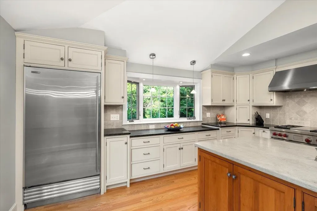 211 Hedgerose Lane Hopkinton NH 03229