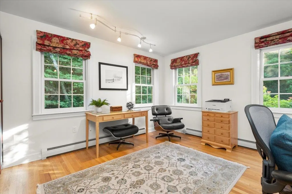 211 Hedgerose Lane Hopkinton NH 03229