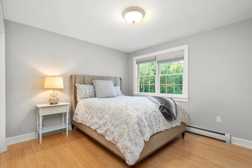 211 Hedgerose Lane Hopkinton NH 03229