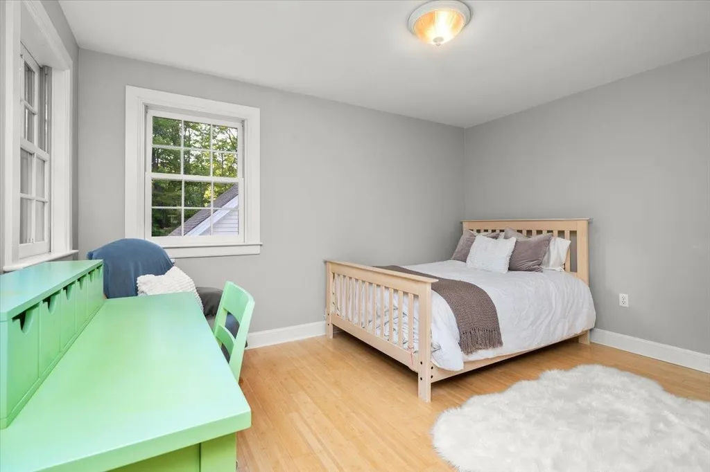 211 Hedgerose Lane Hopkinton NH 03229