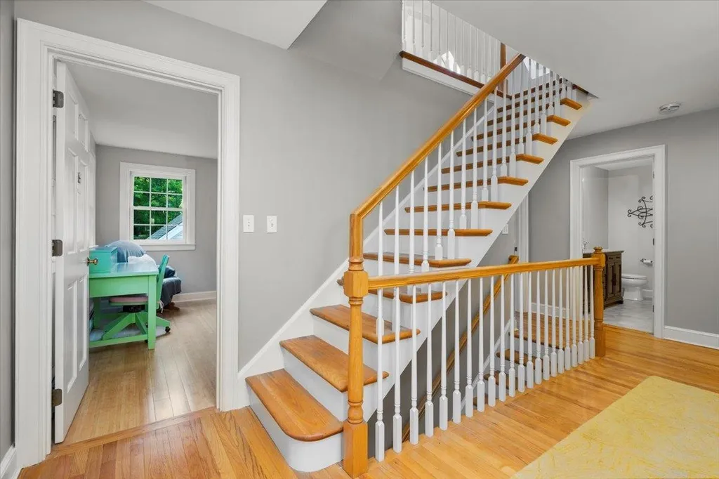 211 Hedgerose Lane Hopkinton NH 03229
