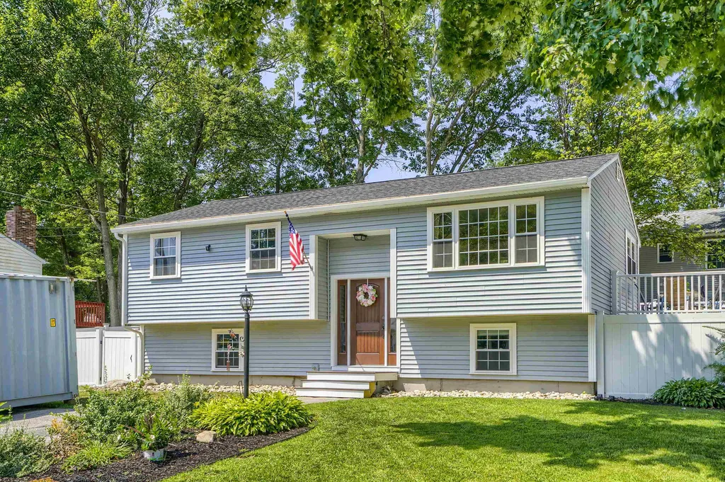 105 S Gray Street Manchester NH 03103