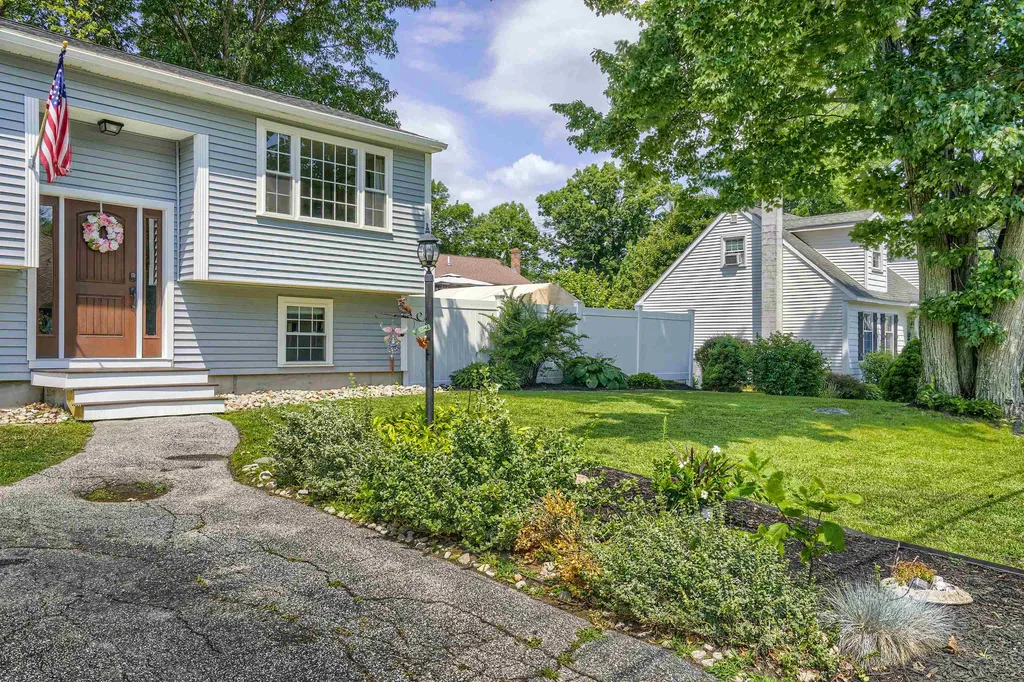 105 S Gray Street Manchester NH 03103
