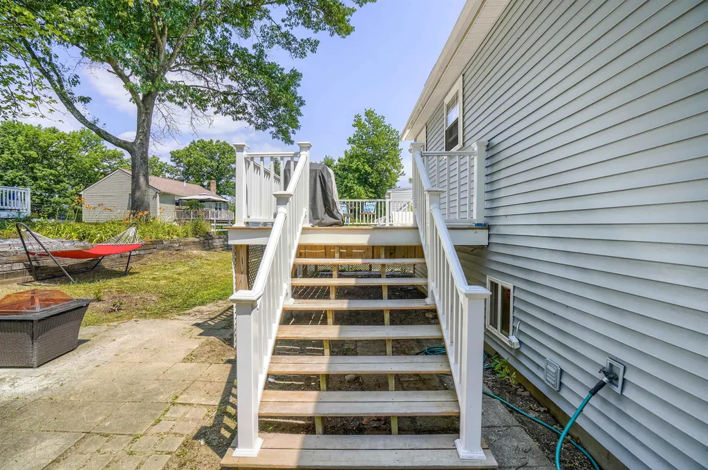 105 S Gray Street Manchester NH 03103