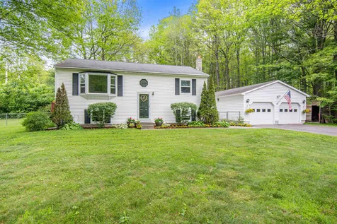 21 Oglewood Road Milton VT 05468