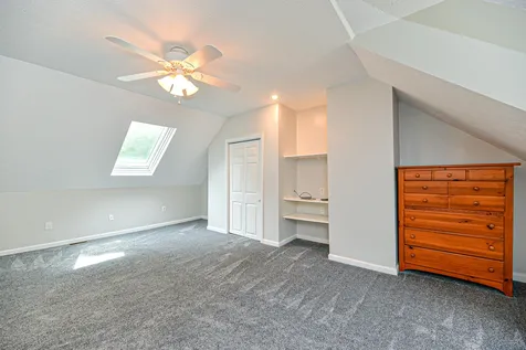 45 Hawkstead Hollow Nashua NH 03063