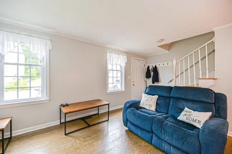 45 Hawkstead Hollow Nashua NH 03063