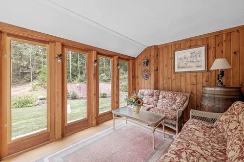 21 Saunders Hill Road New Boston NH 03070