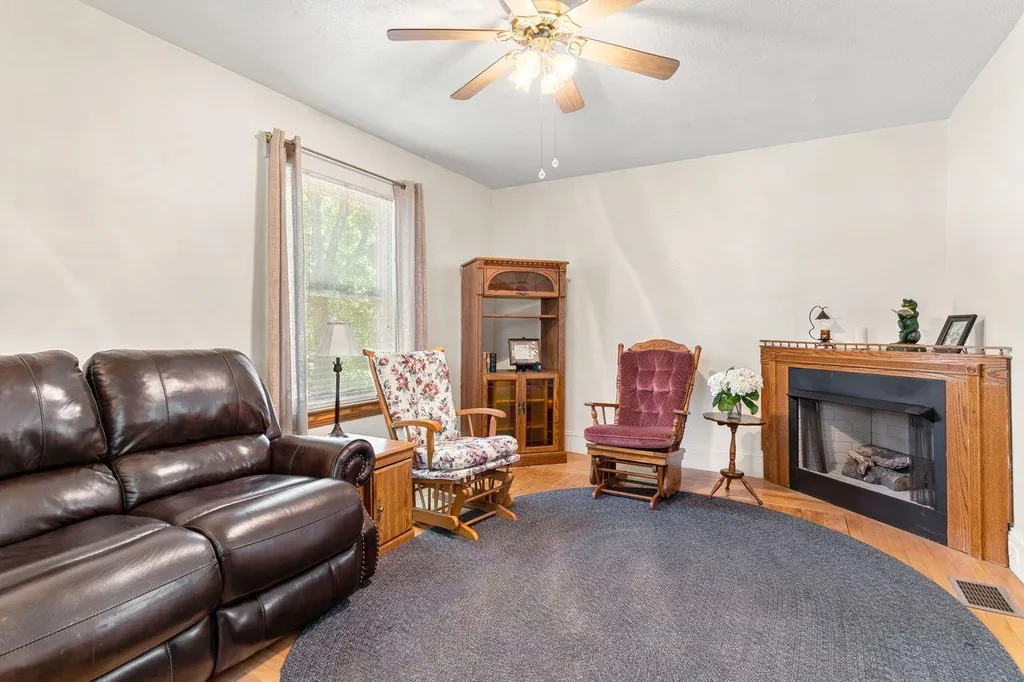 689 Rimmon Street Manchester NH 03102