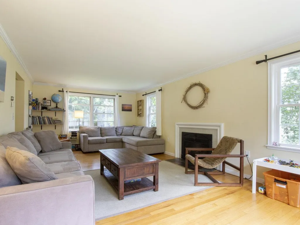 64 Oakcrest Drive Burlington VT 05408