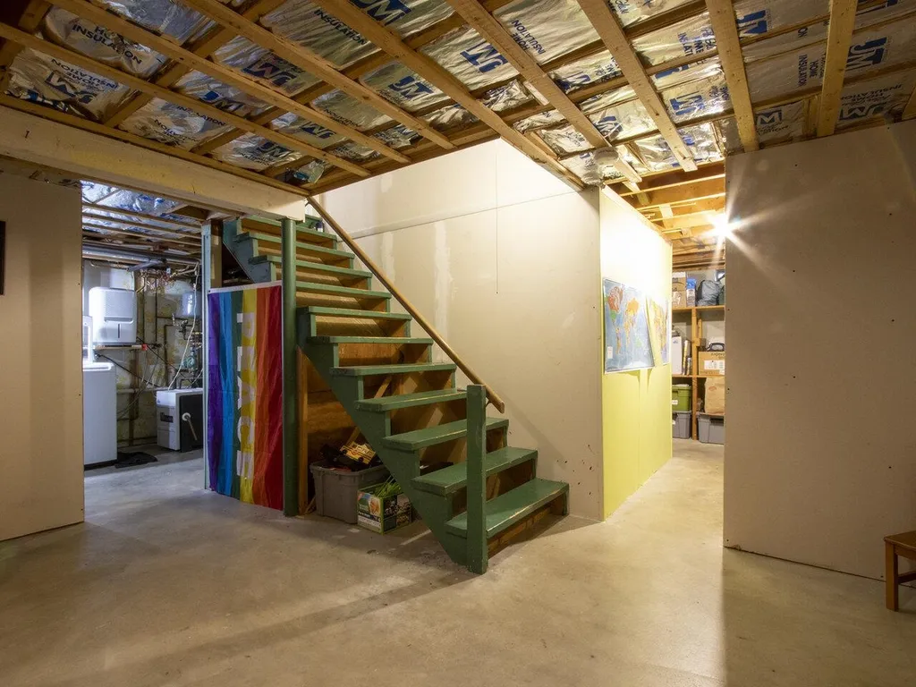 64 Oakcrest Drive Burlington VT 05408
