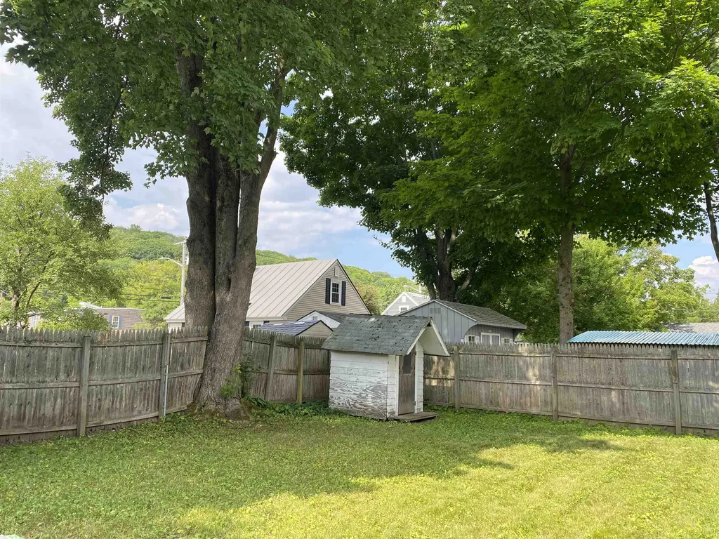 16 Benton Street Lebanon NH 03766