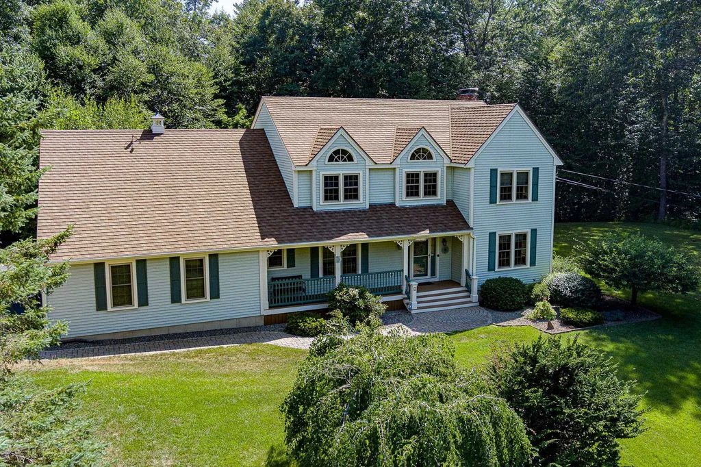 5 Whittier Drive Hampton Falls NH 03844