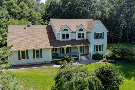 5 Whittier Drive Hampton Falls NH 03844