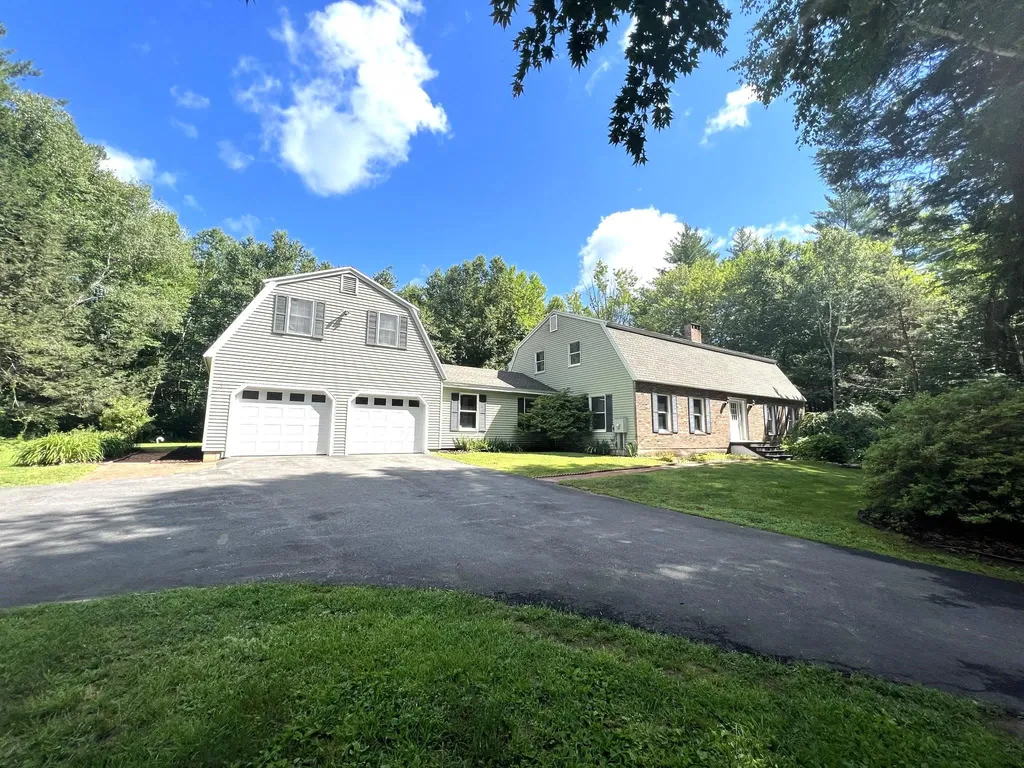 45 Barberry Lane Strafford NH 03884