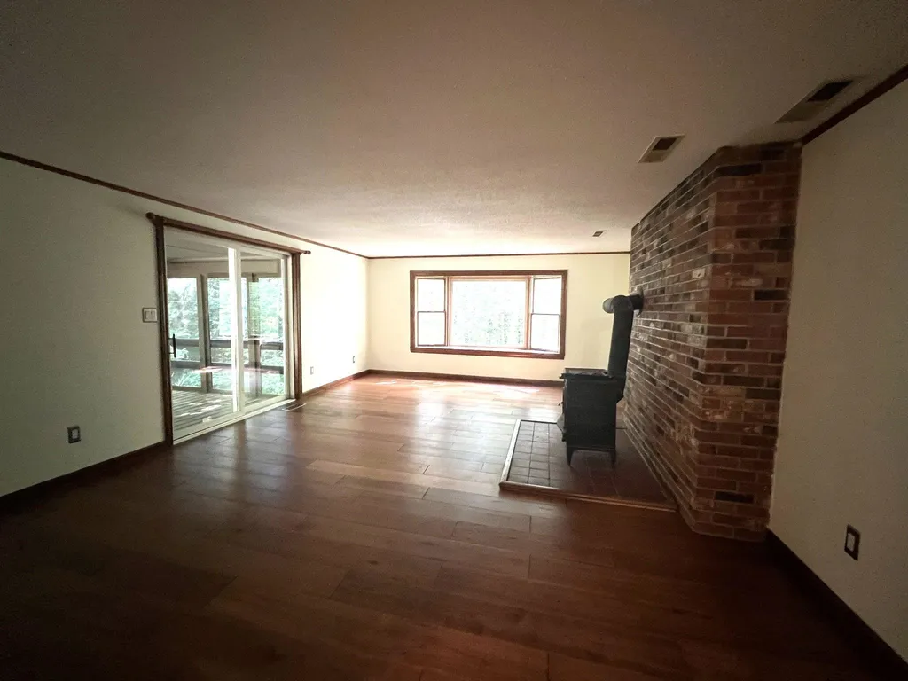 45 Barberry Lane Strafford NH 03884