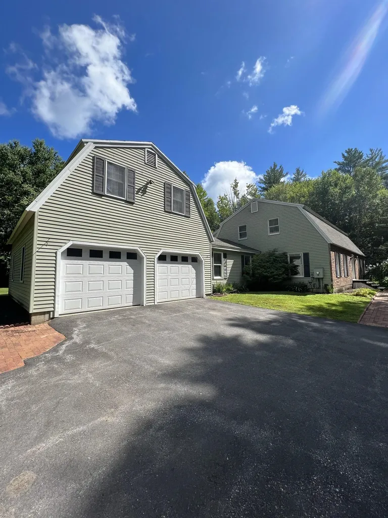 45 Barberry Lane Strafford NH 03884