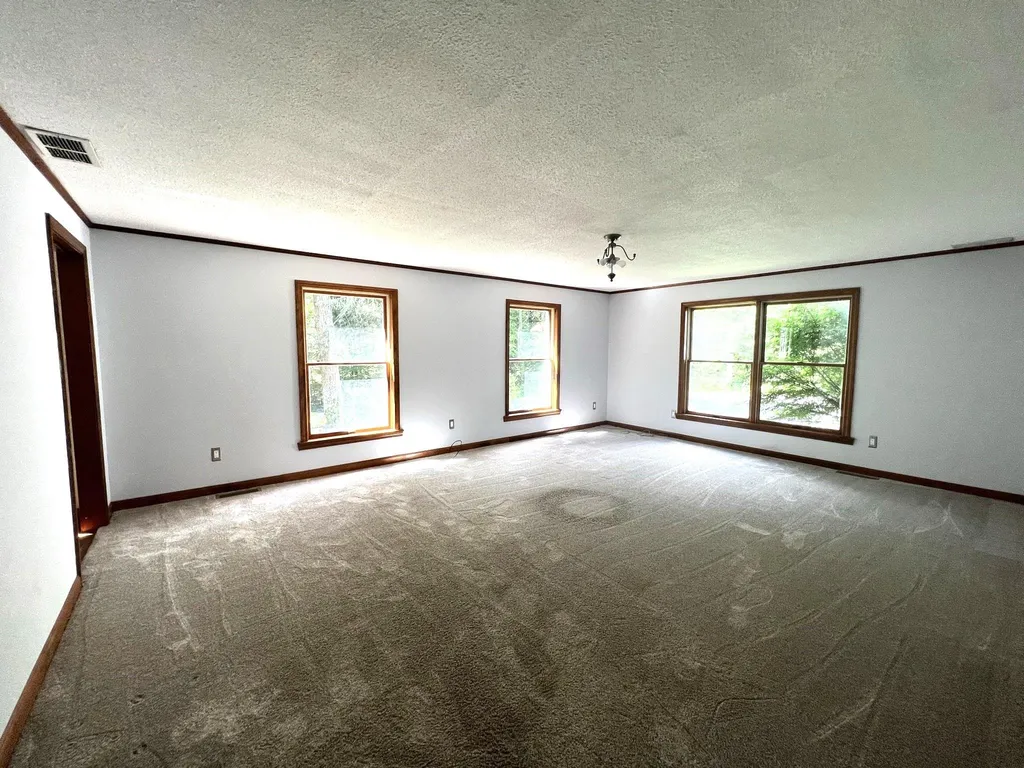 45 Barberry Lane Strafford NH 03884