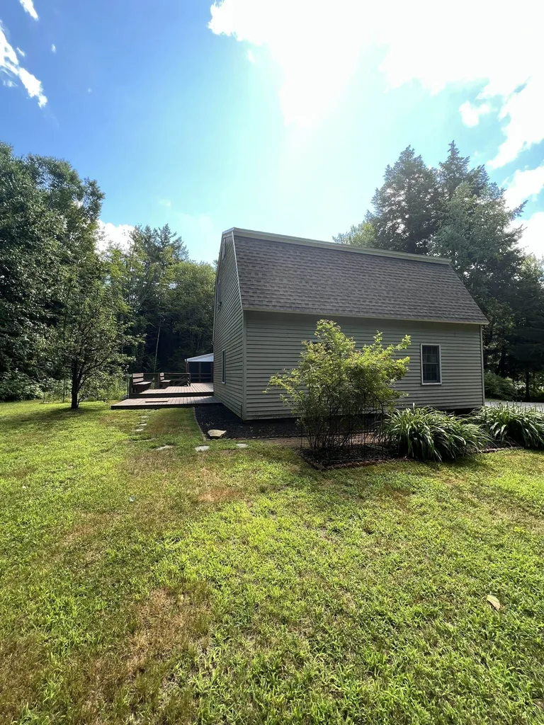 45 Barberry Lane Strafford NH 03884