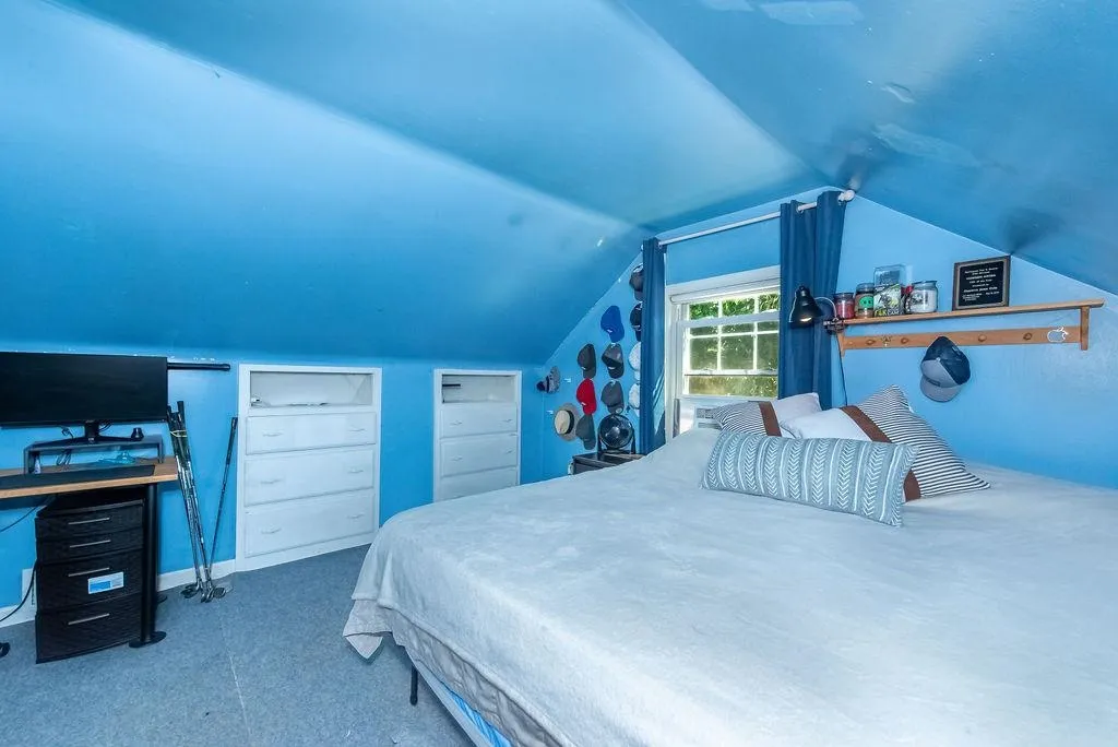 17 Terri Court Strafford NH 03884