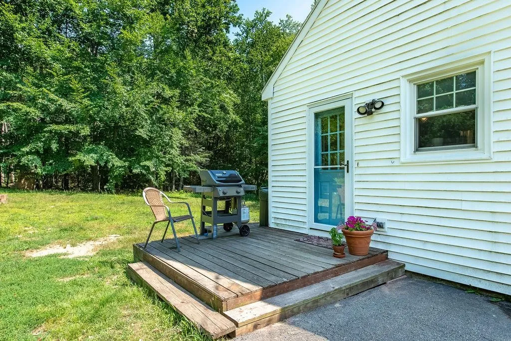 17 Terri Court Strafford NH 03884