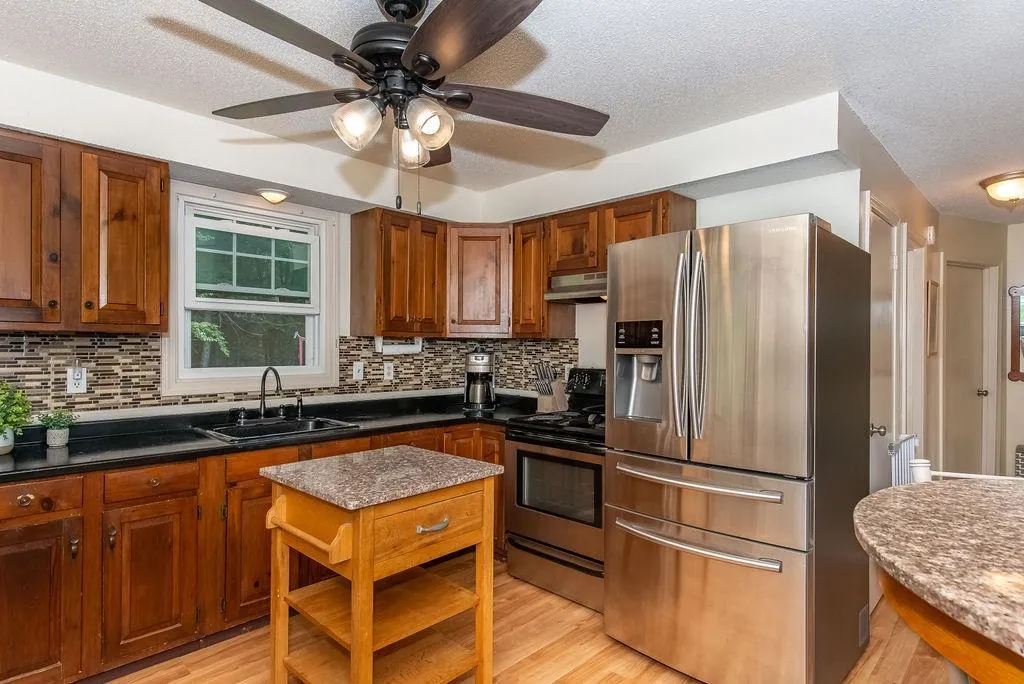 17 Terri Court Strafford NH 03884