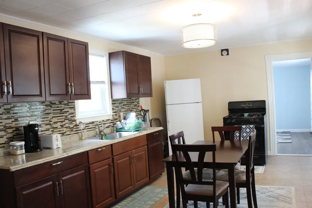601 Green Street Manchester NH 03103