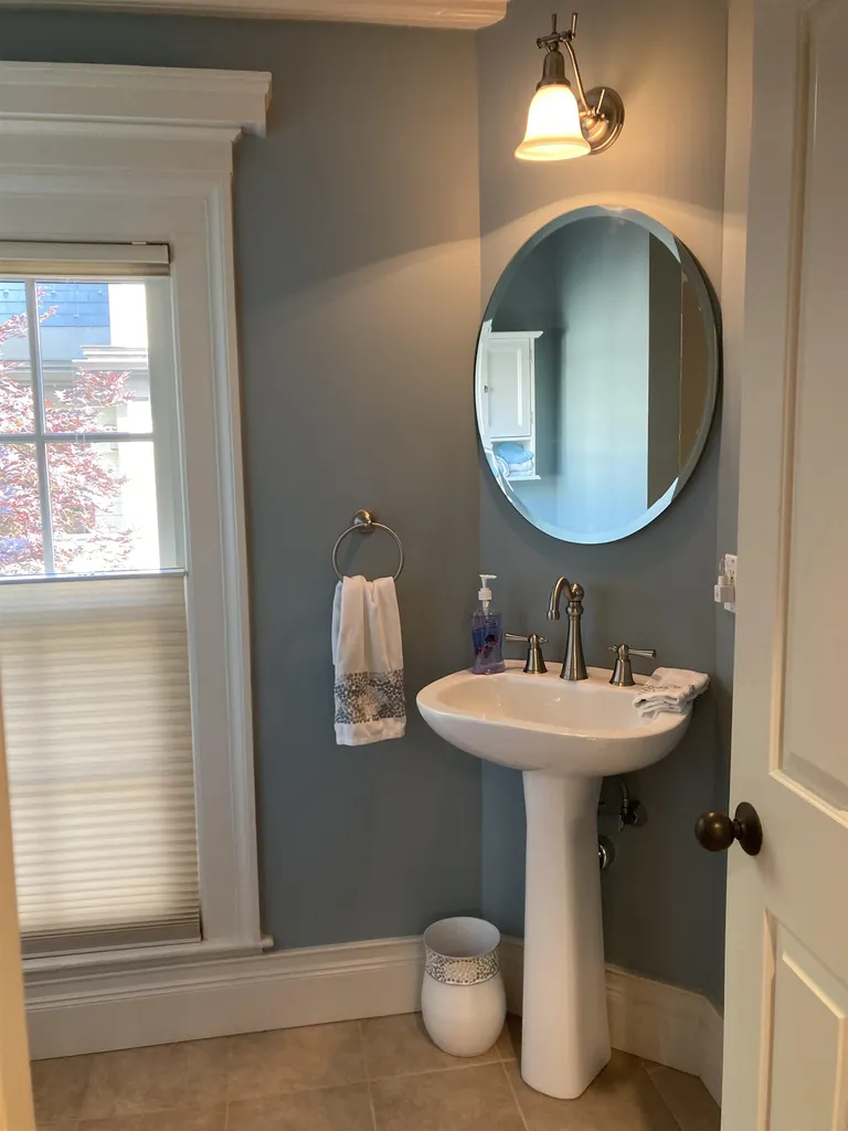7 Islington Street Portsmouth NH 03801