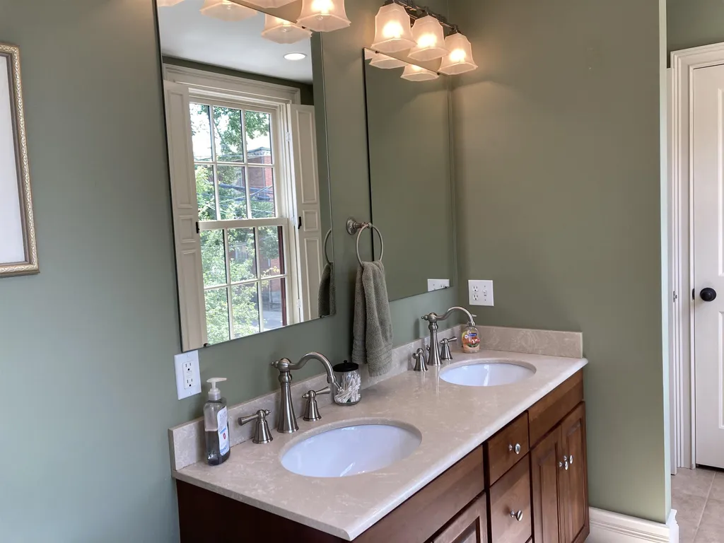7 Islington Street Portsmouth NH 03801