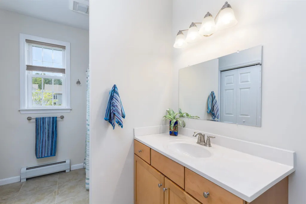 8 Hawthorne Place Barre Town VT 05641