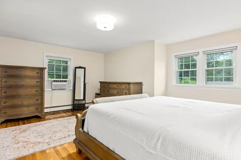 373 Pickering Street Manchester NH 03104