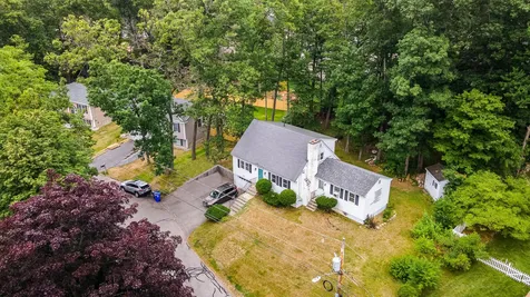373 Pickering Street Manchester NH 03104