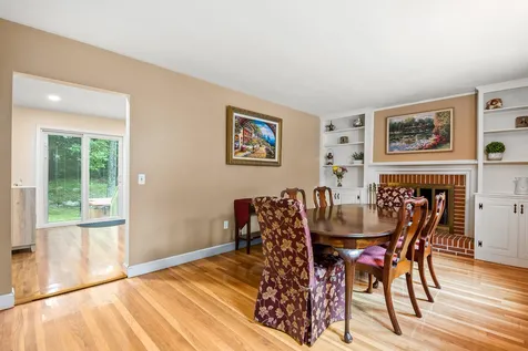 373 Pickering Street Manchester NH 03104