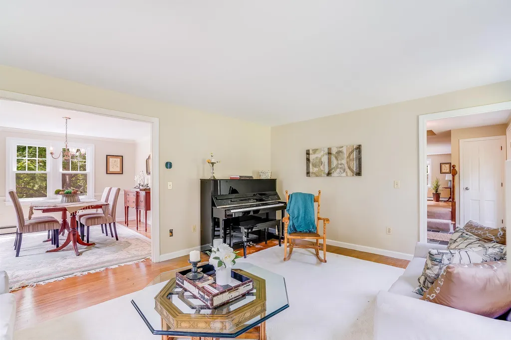 76 Christian Hill Road Amherst NH 03031