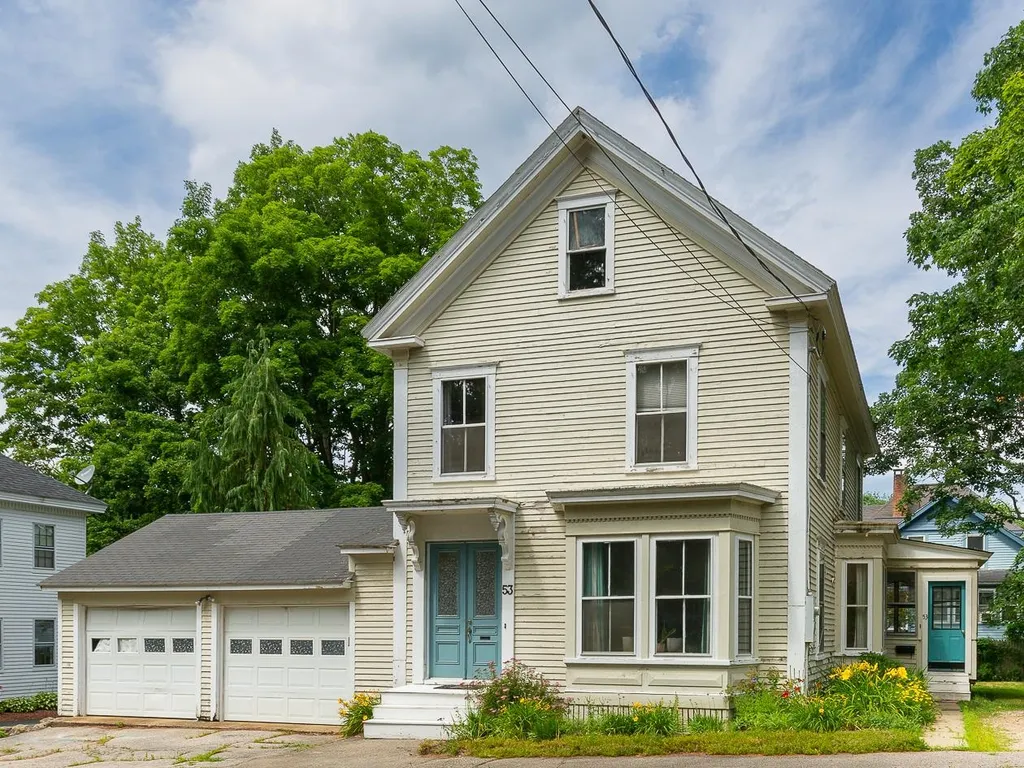 53 Mount Vernon Street Somersworth NH 03878