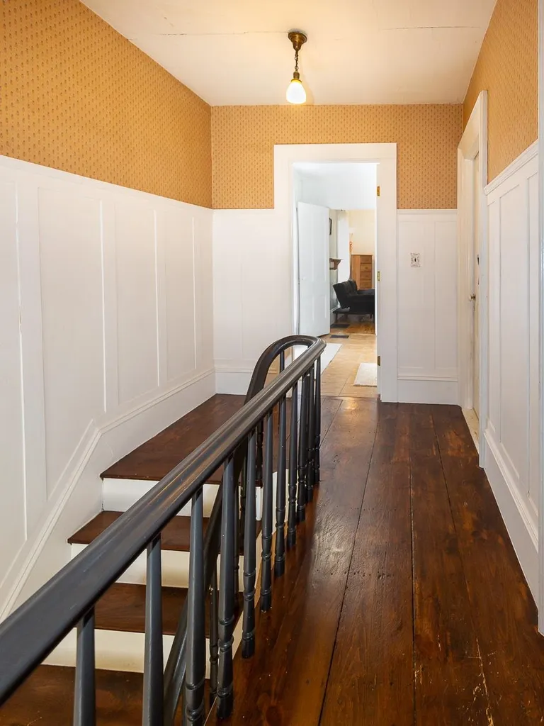53 Mount Vernon Street Somersworth NH 03878